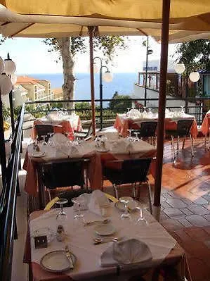Otel Residencial Monumental Sao Martinho (Funchal)