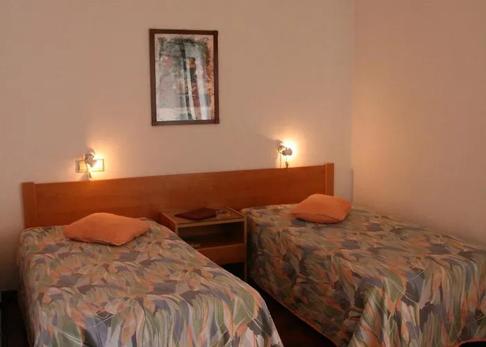 Residencial Monumental Hotel 2*