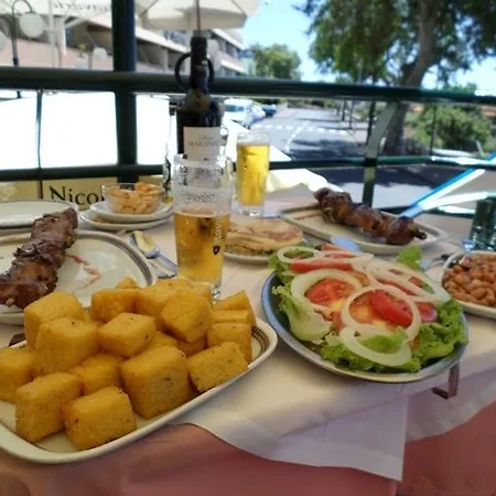 Hotel Residencial Monumental Sao Martinho (Funchal)