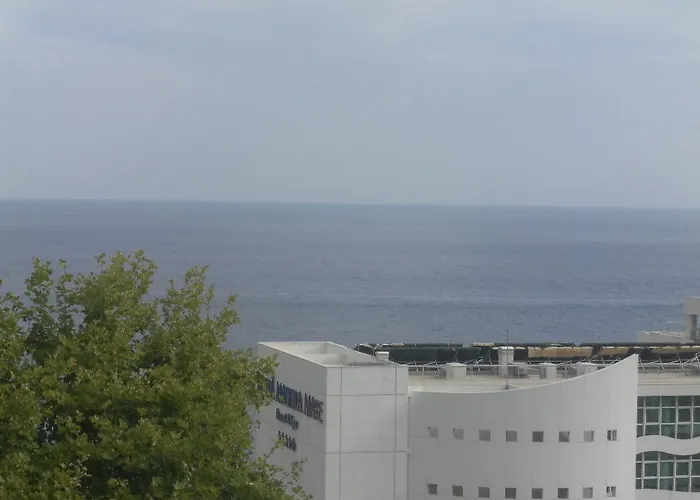 Hotel Residencial Monumental 2*