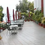 Residencial Monumental Hotell 2*